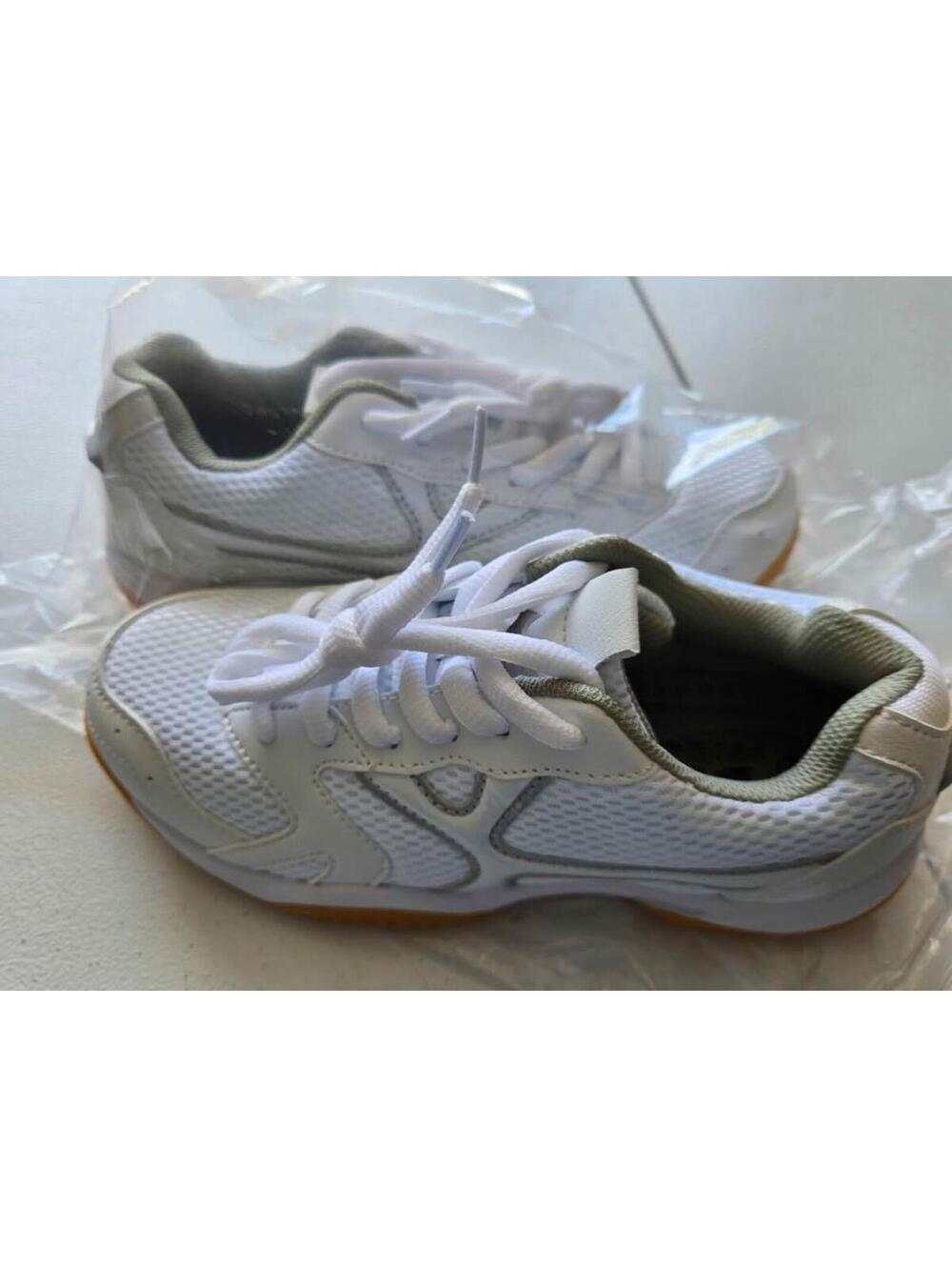 White women's shoes
